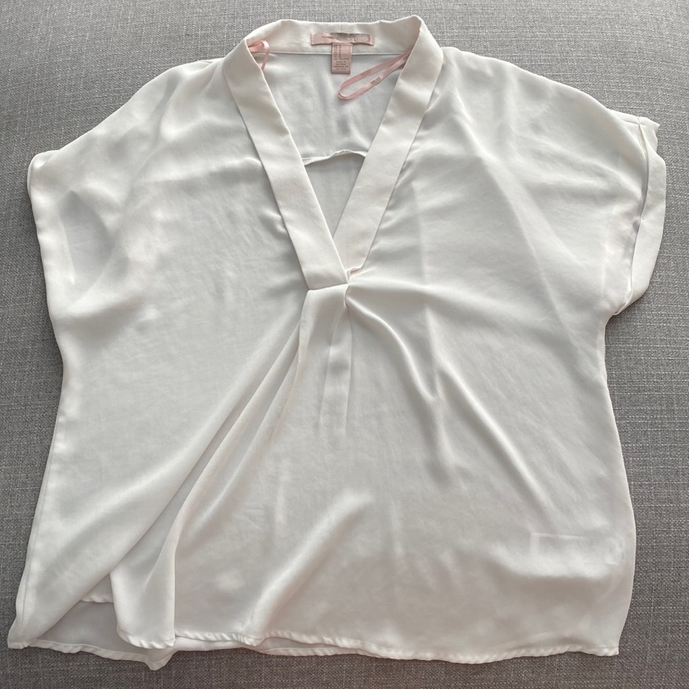 Forever 21 Flowy Blouse